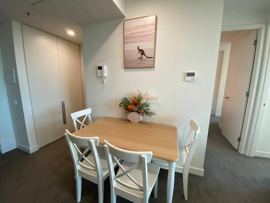 Stunning View 2bdr Southbank Apartment *