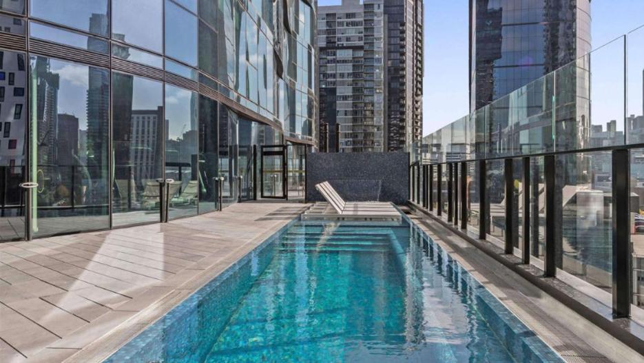 Stunning View 2bdr Southbank Apartment Melbourne
